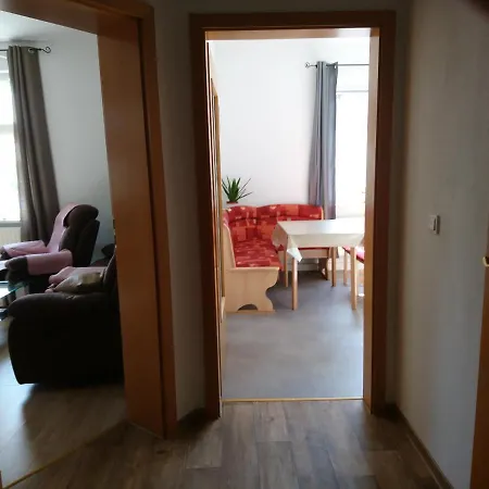 Ferienwohnung, Messenah, Ruhige Stadtlage