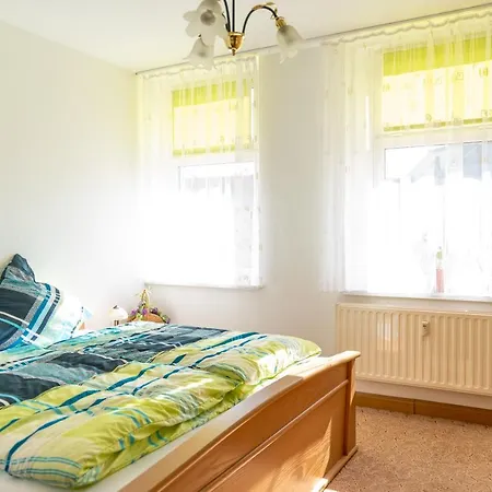 Ferienwohnung, Messenah, Ruhige Stadtlage *